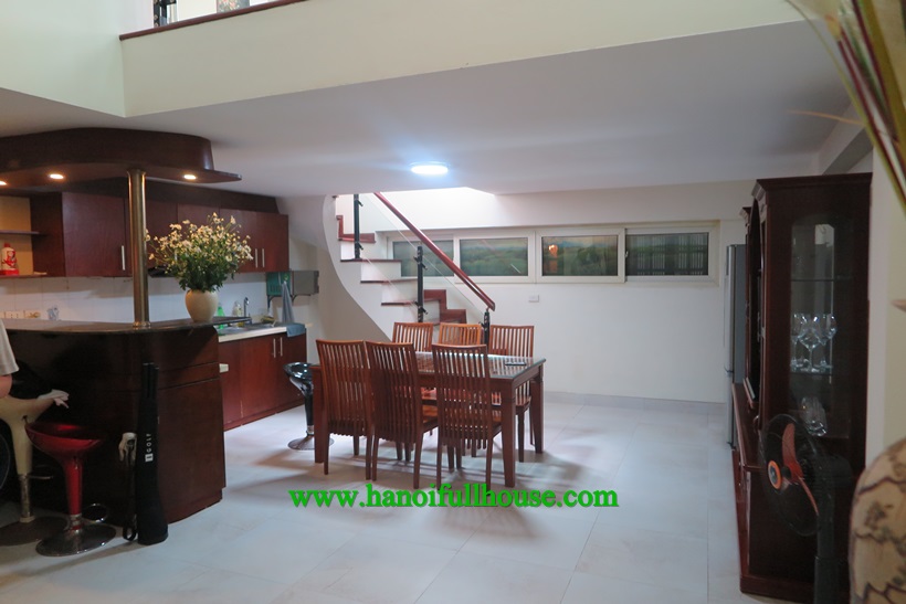 Căn hộ 1 ngủ đep, với thiết kế duplex cho thuê ở Ba Đình gần Đại sứ Quán Nhật