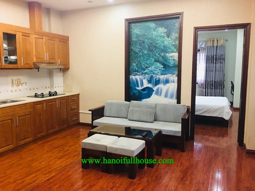 Cho thuê căn hộ đẹp, đủ đồ, nhiều ánh sáng ở Trung tâm Hà nội