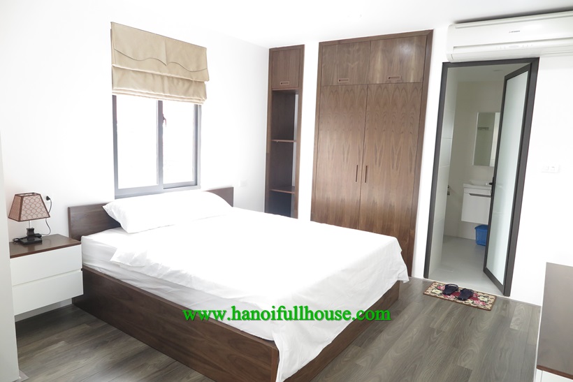 For rent a studio apartment on Xuan Dieu street, Tay Ho district