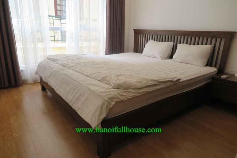 For rent 2 bedroom serviced apartment with big balcony in Xuan Dieu, Tay Ho