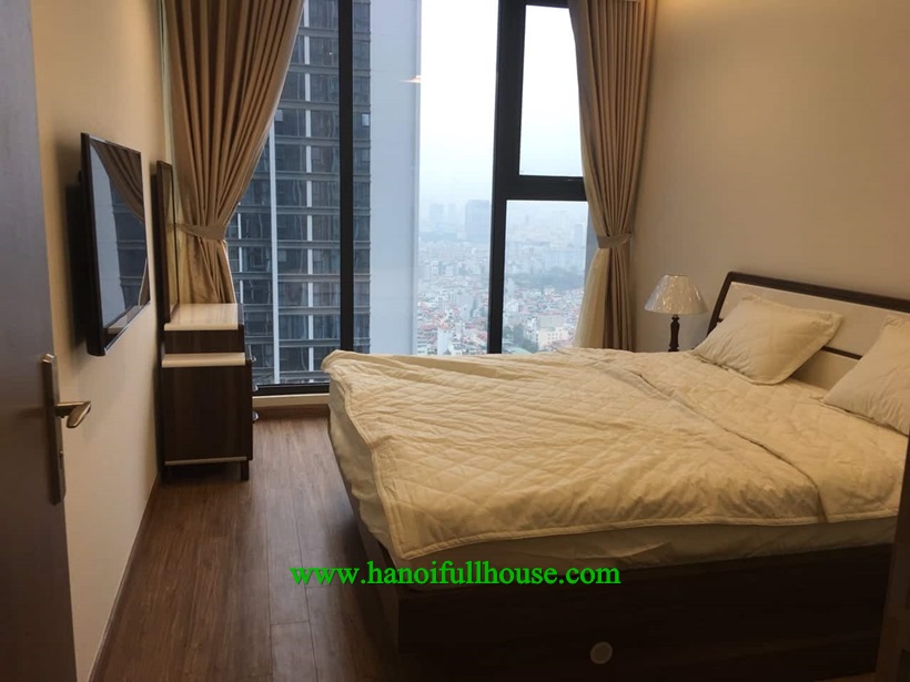 Perfect one bedroom apartment in Vinhomes Metropolis Lieu Giai