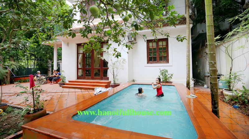 Pool & huge garden villa in Quang An, close to the West lake for lease