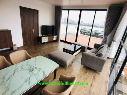 2 bedrooms on top floor with large balcony, lake view on Dang Thai Mai street