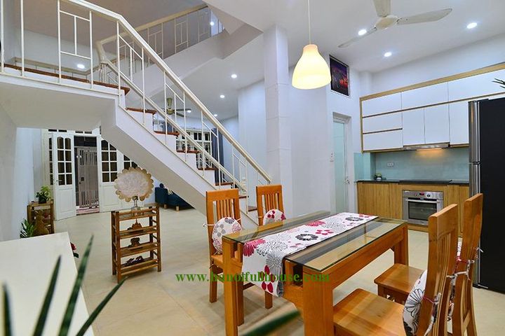 Duplex 2 bedrooms aparment in Tay Ho for rent - close to the West lake