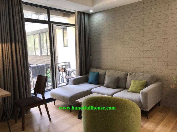 Super cheap for 1 big bedroom apartment, modern and fully furnished on Tay Ho 