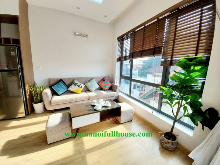 Căn hộ 1 phòng ngủ tuyệt vời với tầm nhìn thẳng ra Hồ Tây, ban công rộng ở đường Tây Hồ, Quảng An