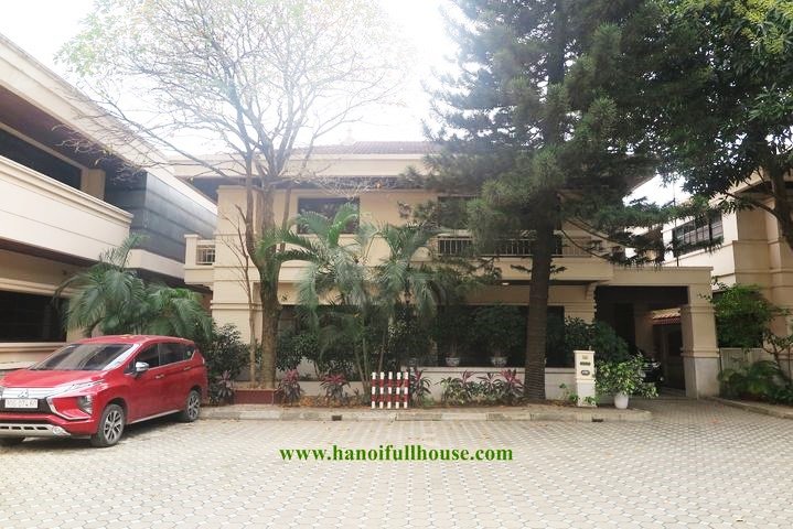 Villa Tay Ho for rent, 3 bedrooms with fully furnished, full serviced as gym, pool, breakfast 